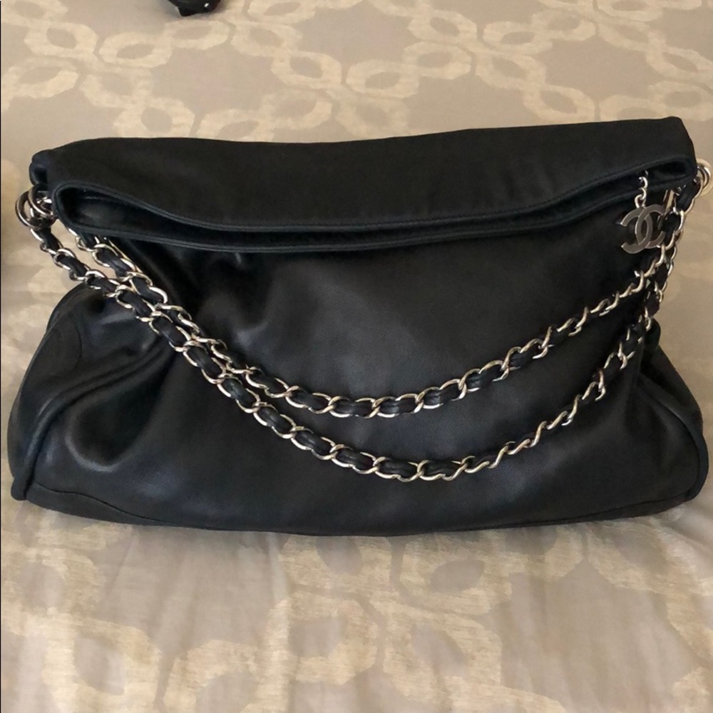 Chanel messenger bag